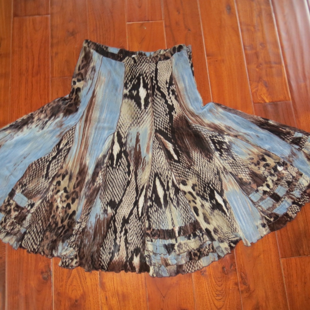 Alberto Makali Skirt in snake print Size 4
